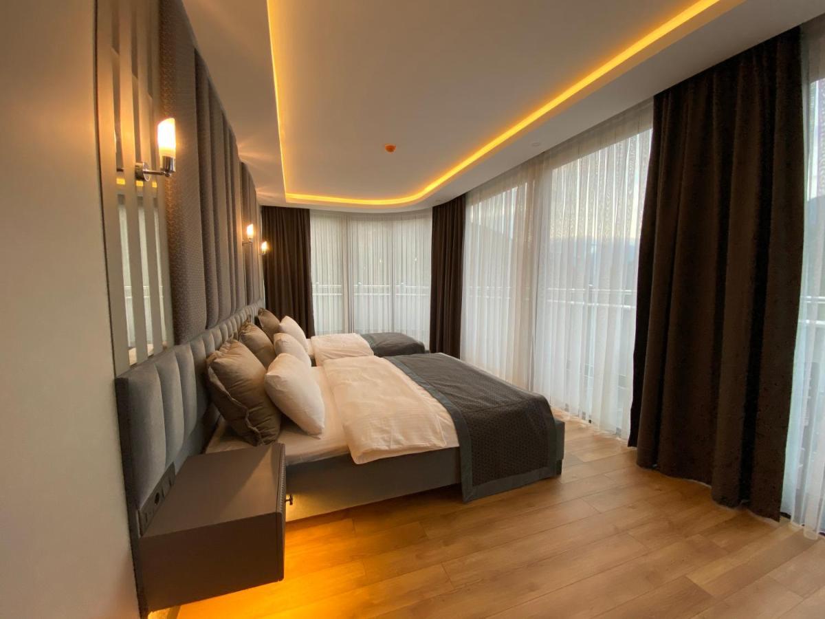 Hotel Voice *