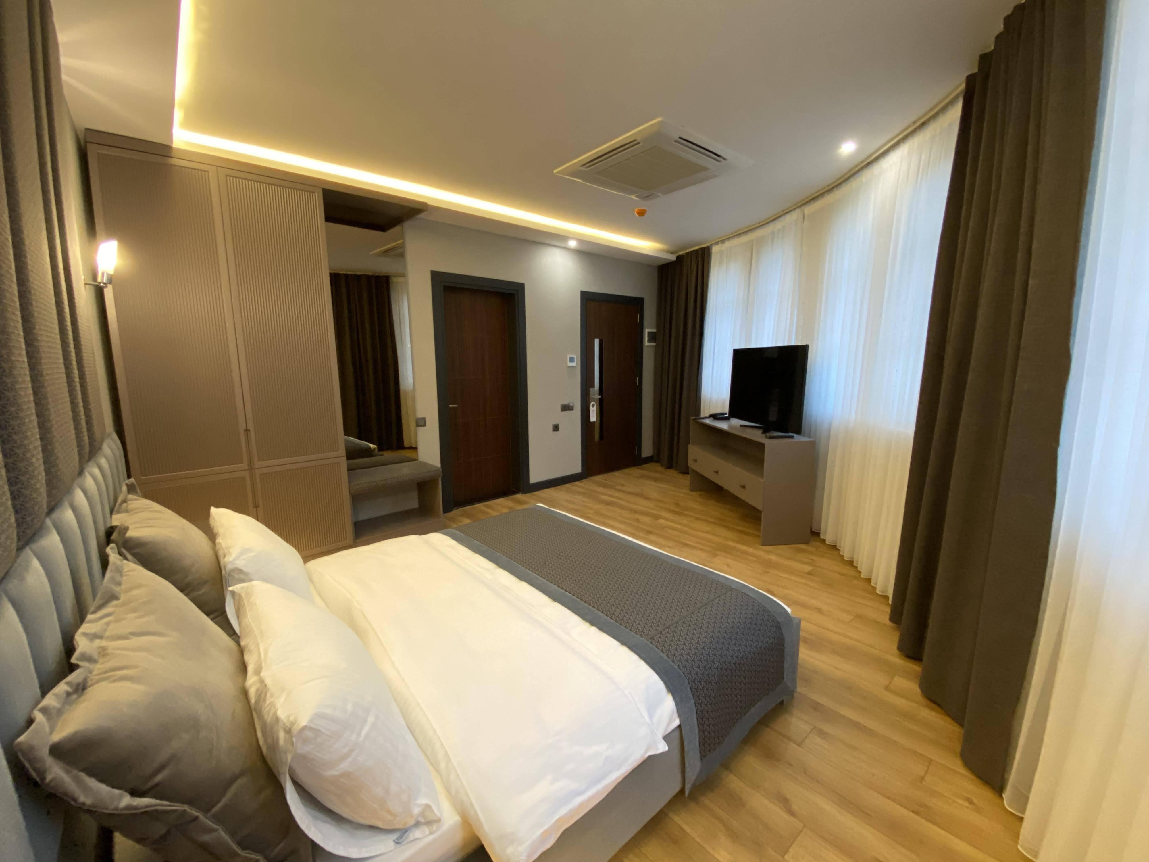 Hotel Voice